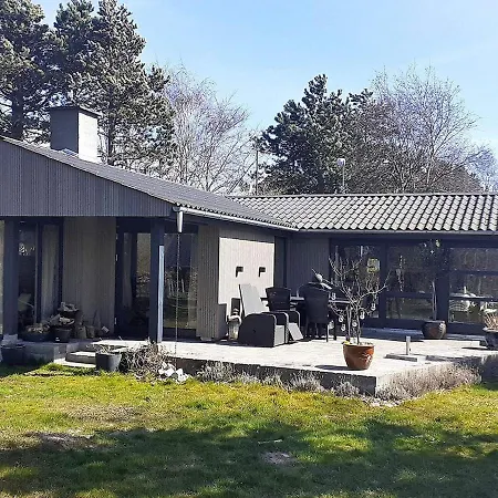 Сasa de vacaciones Holiday Home Rodby Liv *