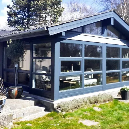 Сasa de vacaciones Holiday Home Rodby Liv *