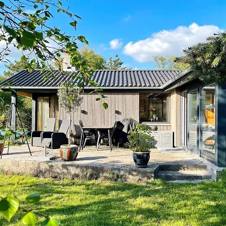 Holiday Home Rodby Liv Сasa de vacaciones *